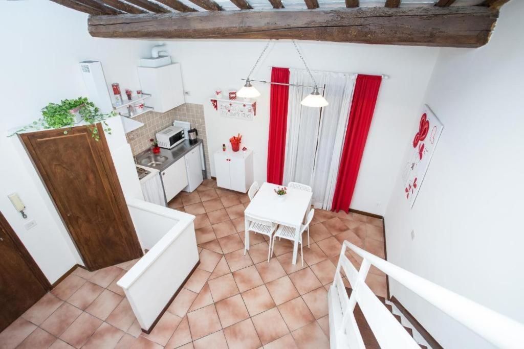 Moro Magenta 5 Casa E Appartamento Per Vacanze ローマ エクステリア 写真